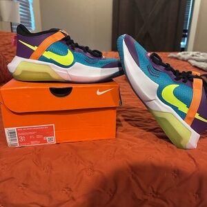 NIKE AIR ZOOM CROSSOVER (GS)